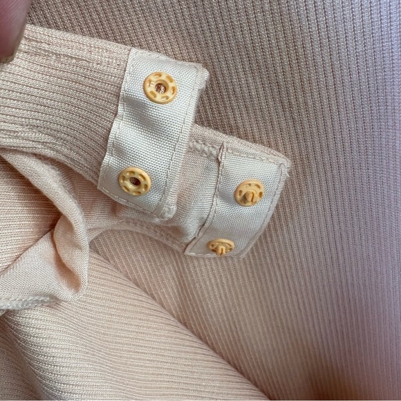 Knix Bodysuit - Picture 5 of 7